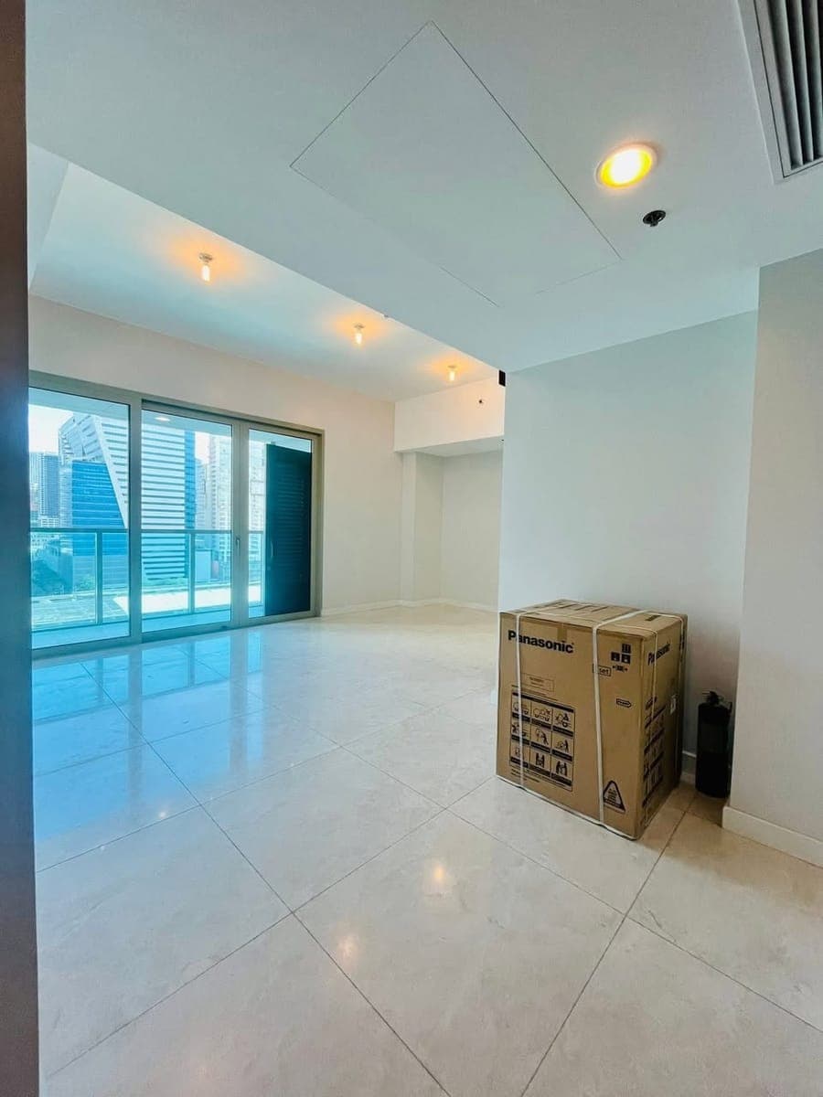 ⚠️ 2BR Condo Unit with Parking For rent in Grand Hyatt Residences BGC ⚠️ - photo 4