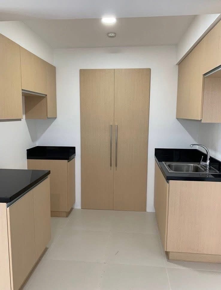 FOR RENT: THE VERANDA 1 BEDROOM - photo 1