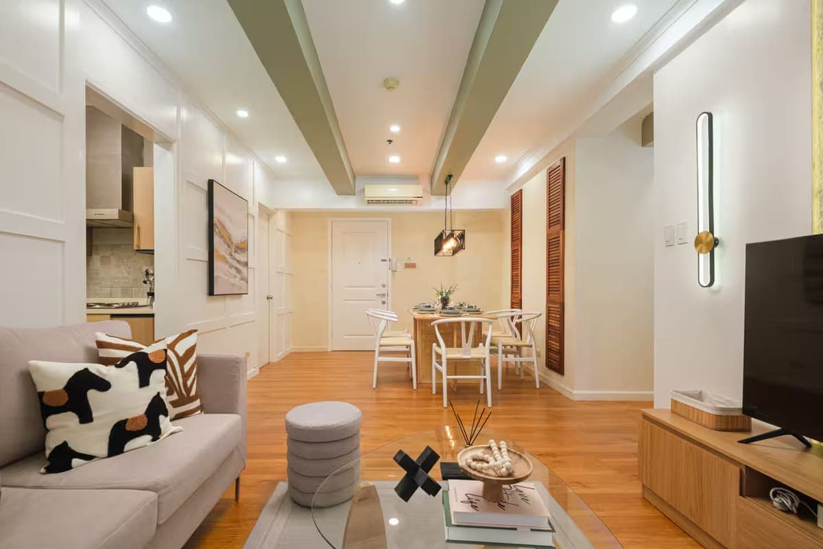 ## 🏙️ FOR LEASE/RENT | Stylish 2BR/2BA Condo in BGC – Fully Furnished | Move-In Ready - photo 3