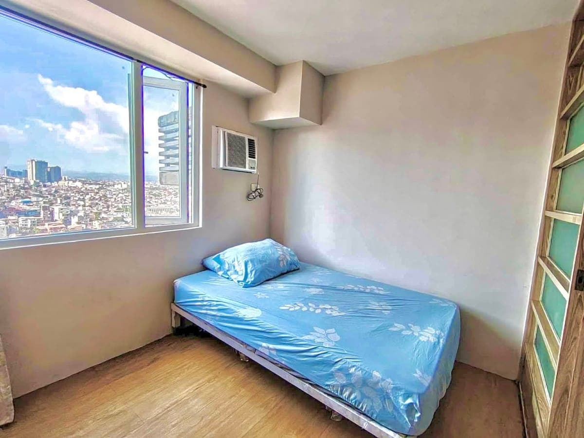 FOR RENT 16k ONE BEDROOM UNIT - photo 1