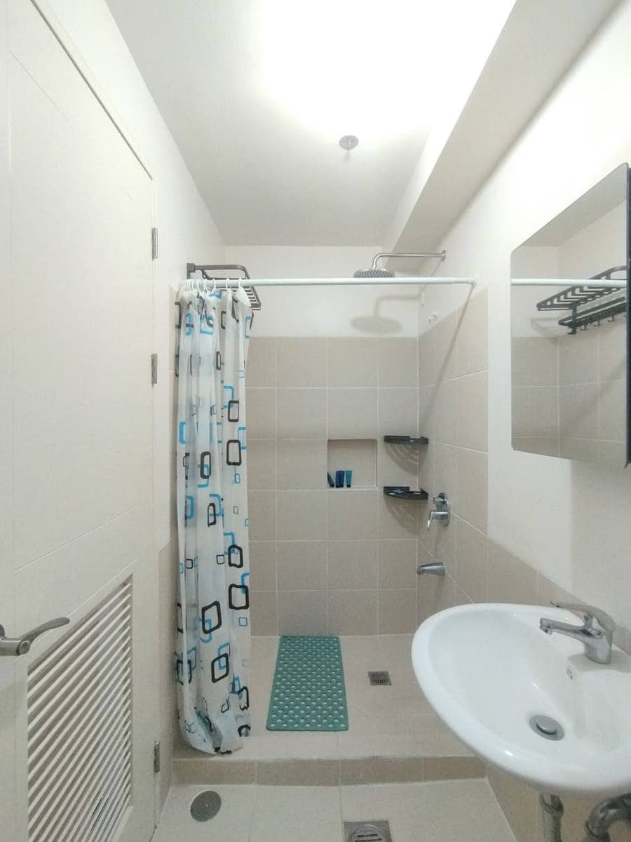 🏙️ Condo Unit for Rent at Infina Towers - photo 4