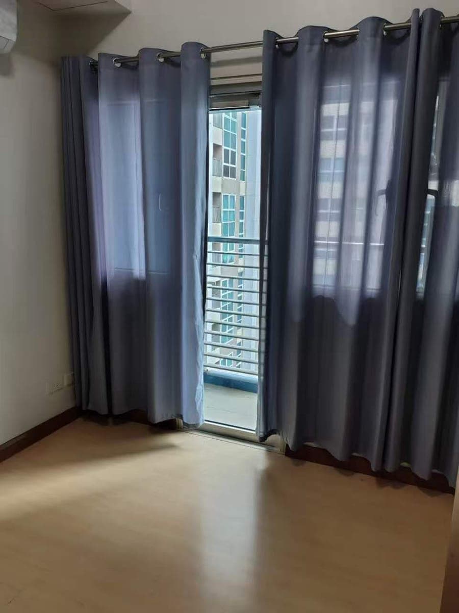 🏙️ FOR RENT | 2BR in central park west, BGC - photo 3