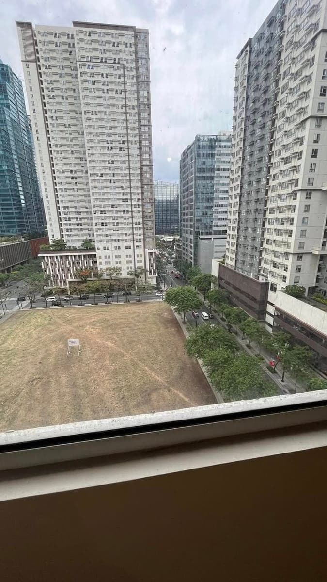 🏙️ FOR RENT — Avida Turf Tower 1 | 5th Floor - photo 5