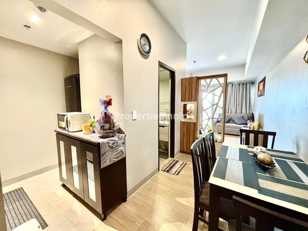 # **🏙️ Uptown Arts Residence – BGC, Taguig** - photo 2