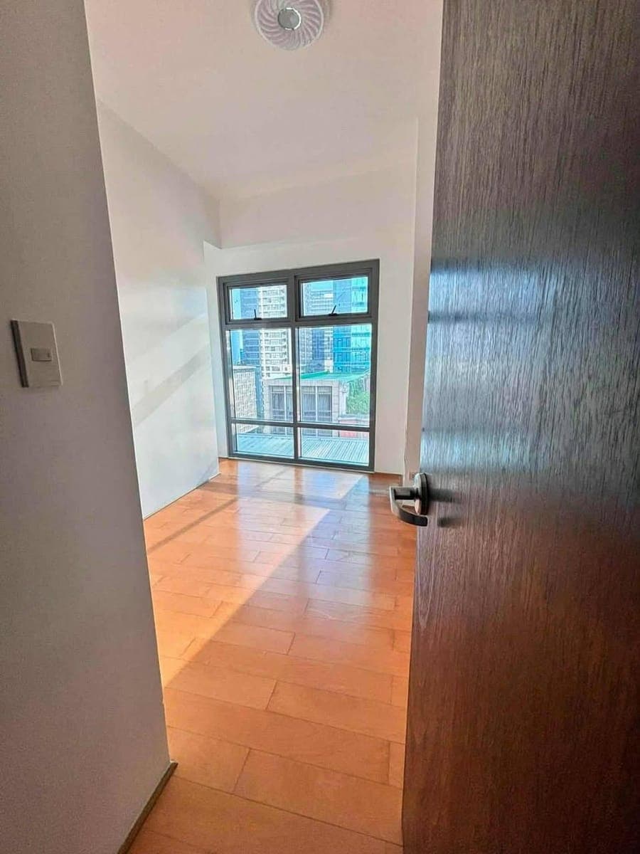 2Bedroom in Park West BGC for Rent - photo 5