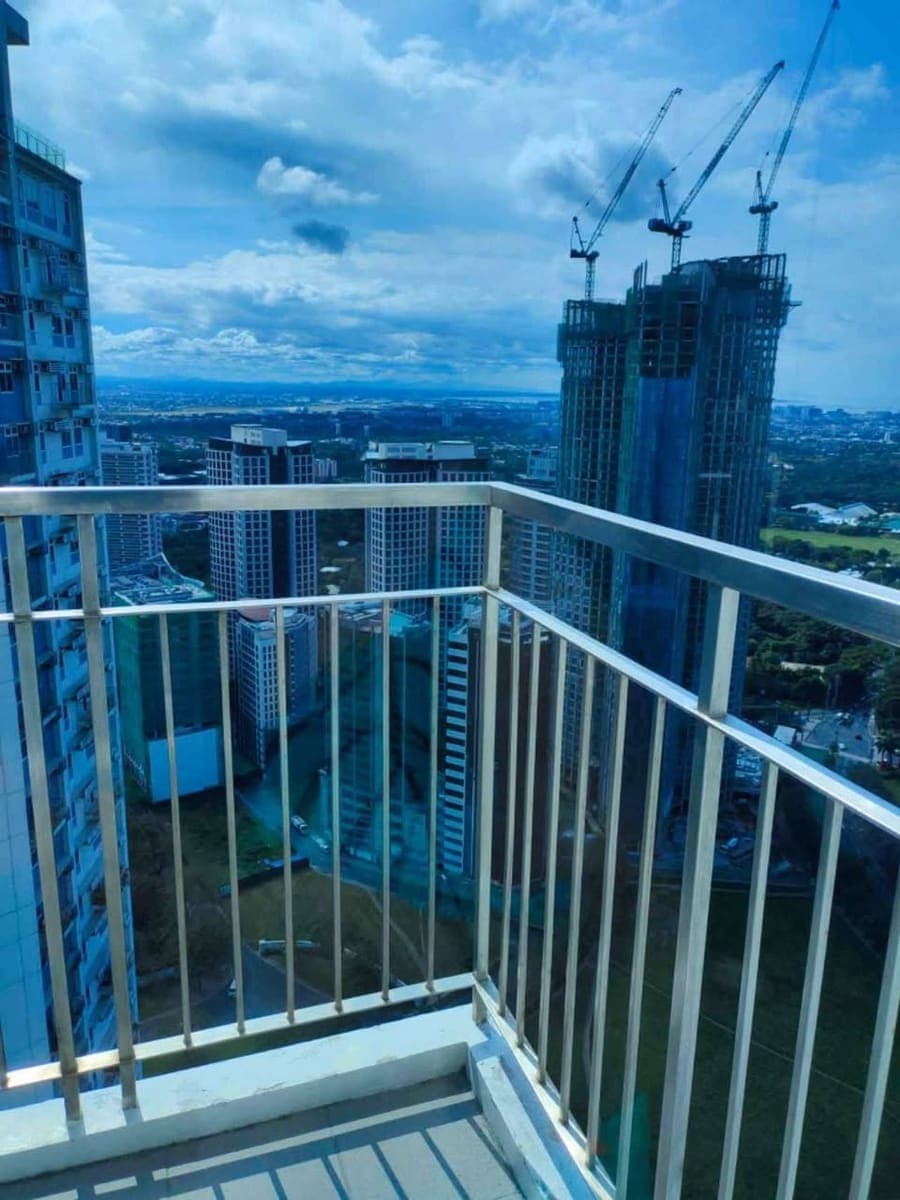 𝗙𝗼𝗿 𝗥𝗲𝗻𝘁: 𝟯 𝗕𝗥 - 𝗧𝗿𝗶𝗼𝗻 𝗧𝗼𝘄𝗲𝗿 𝟯 𝗥𝗲𝘀𝗶𝗱𝗲𝗻𝗰𝗲𝘀 - photo 5