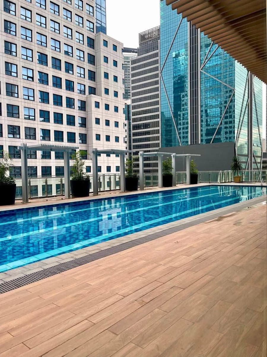 For Lease - photo 3