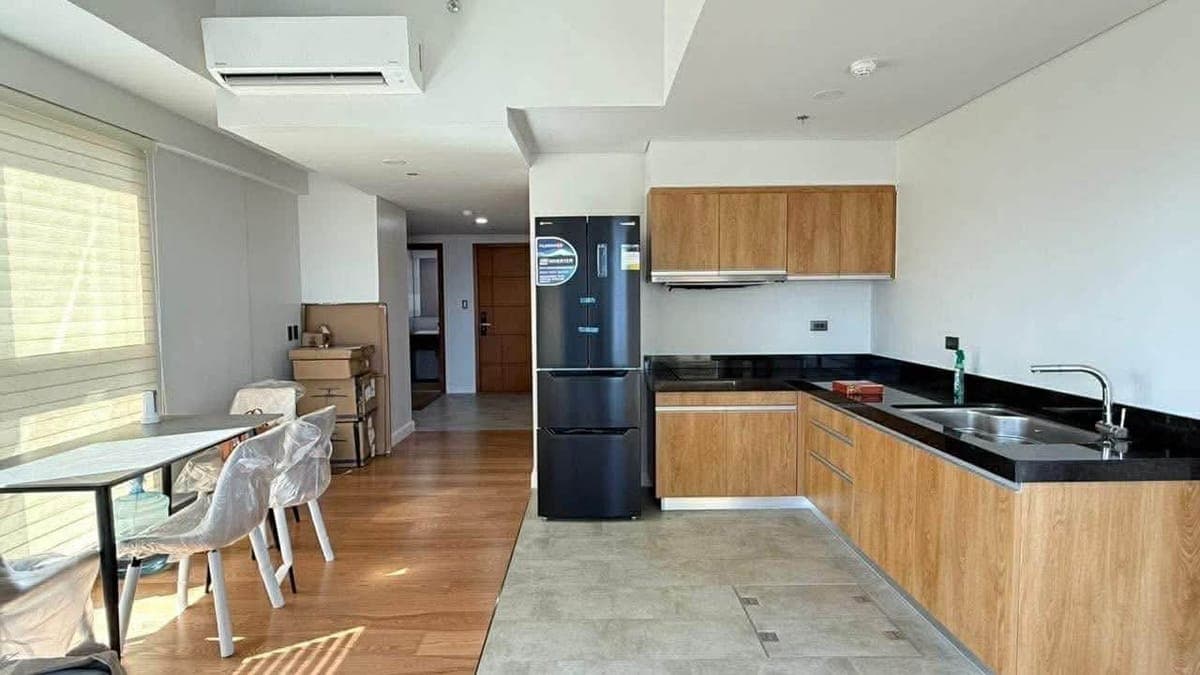 FOR RENT: - photo 1