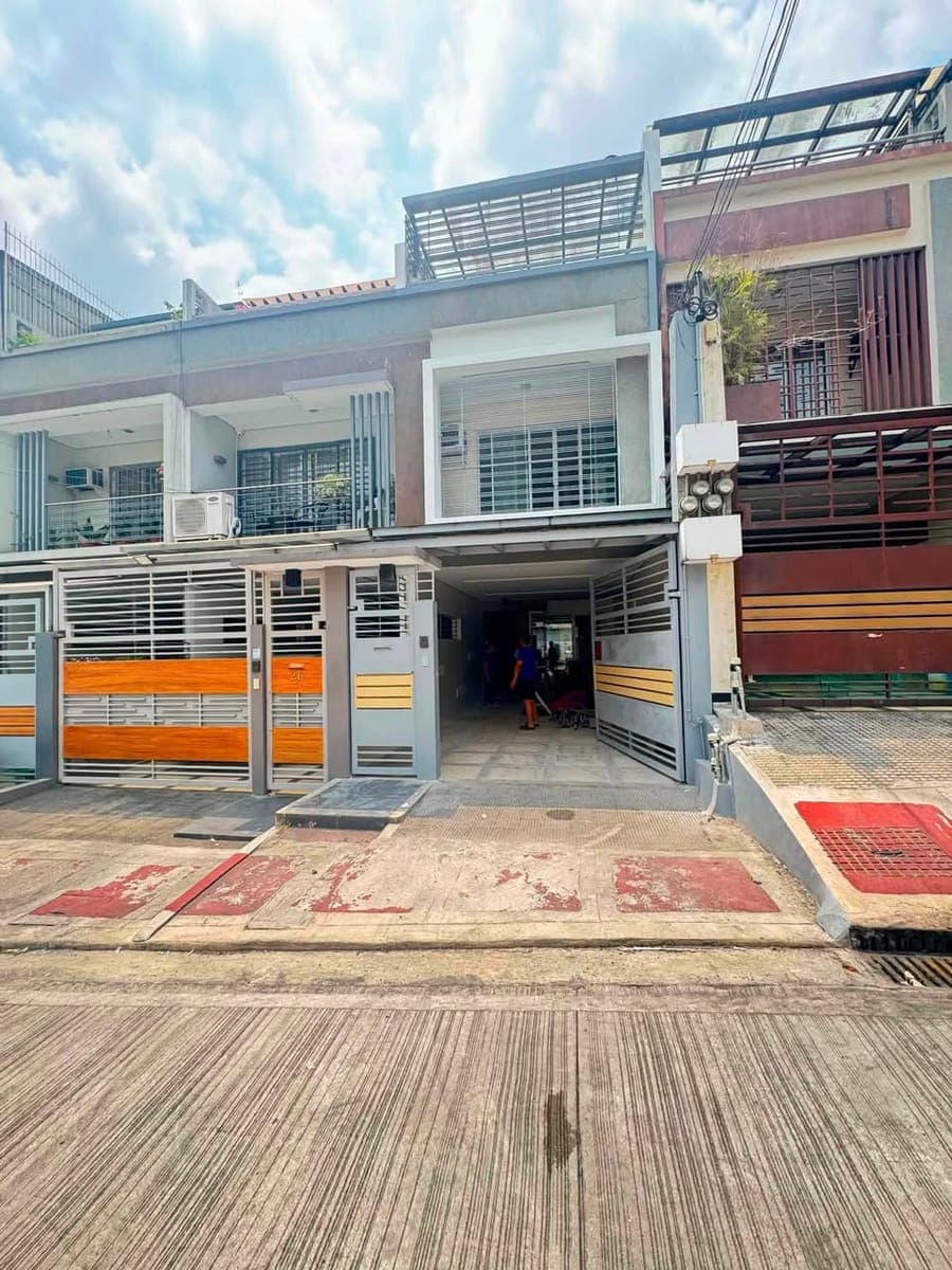 RUSH !TOWNHOUSE !!! FOR LONG TERM RENT/ LEASE!!! - photo 2