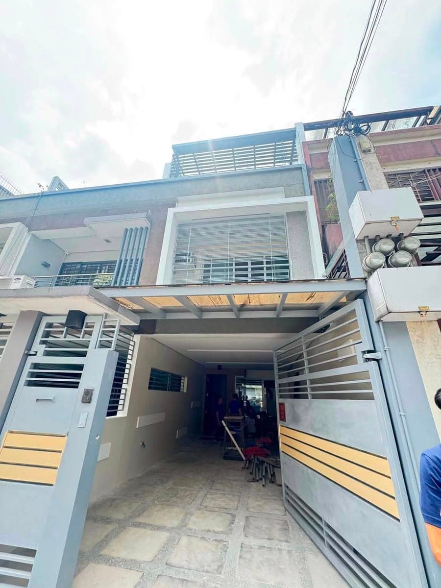RUSH !TOWNHOUSE !!! FOR LONG TERM RENT/ LEASE!!! - photo 3