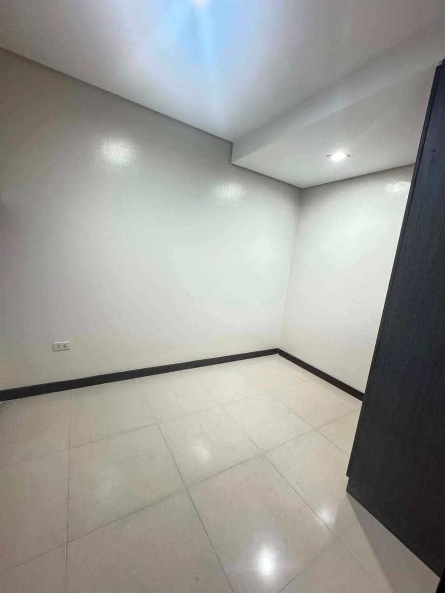 RUSH !TOWNHOUSE !!! FOR LONG TERM RENT/ LEASE!!! - photo 5