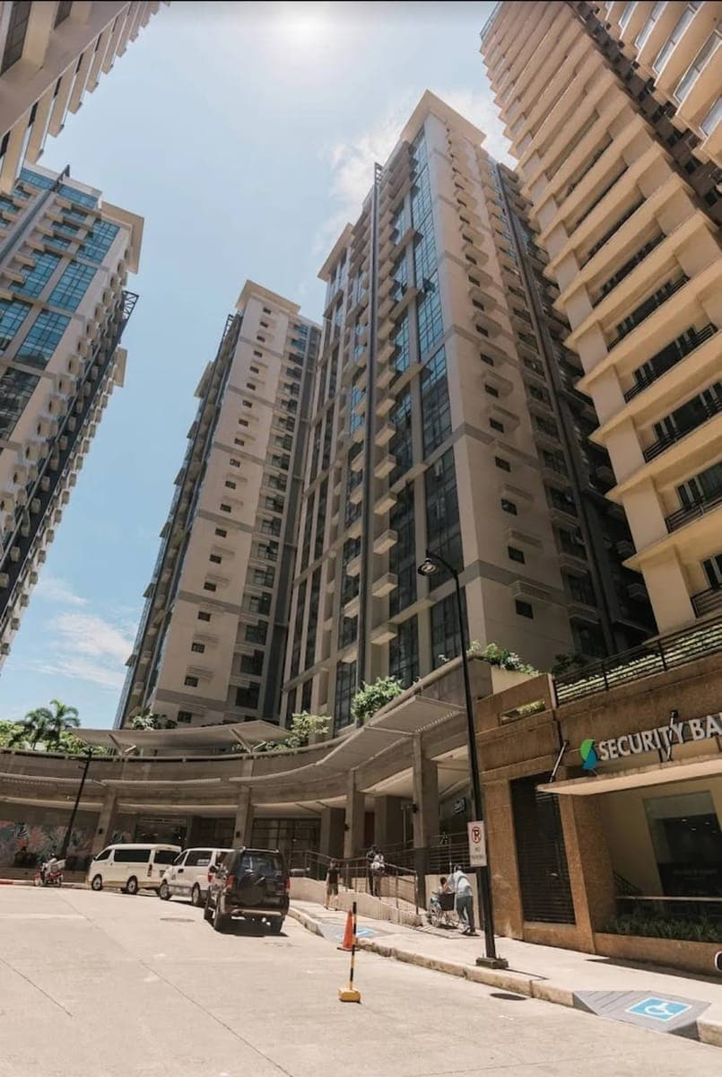 Studio for rent at Viceroy Residences Tower 4 - photo 1