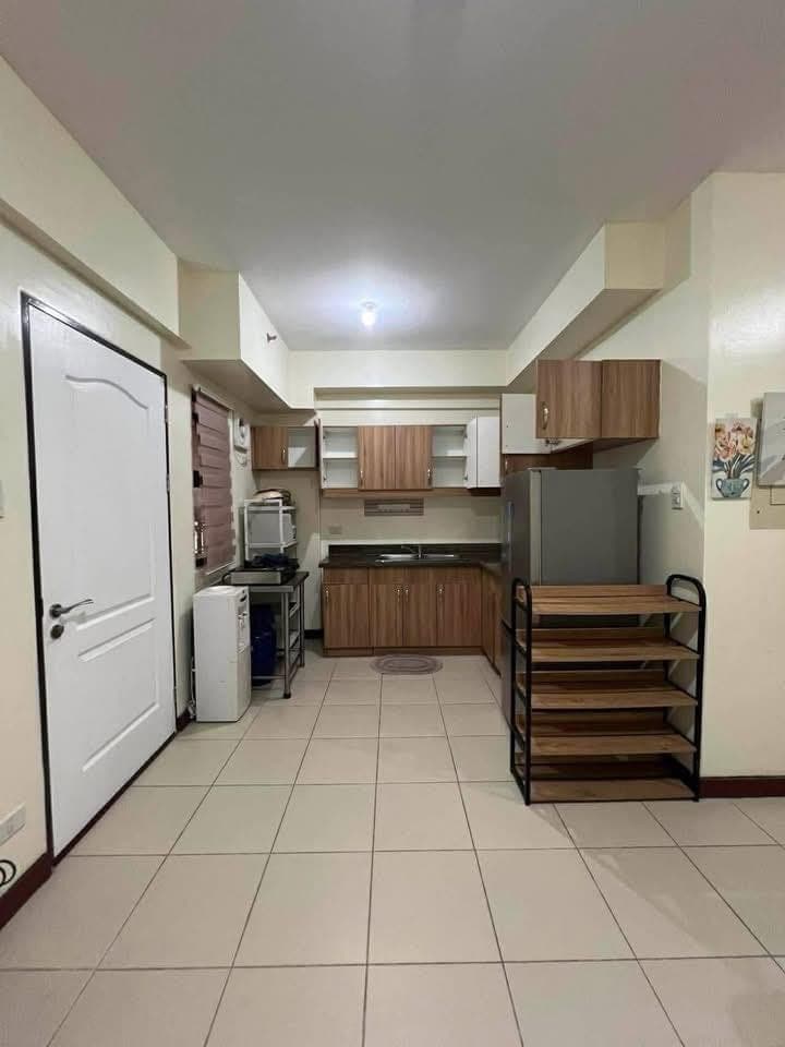 FOR RENT | 2-BEDROOM UNIT WITH PARKING & BALCONY | ₱30,000/MONTH‼️ - photo 4