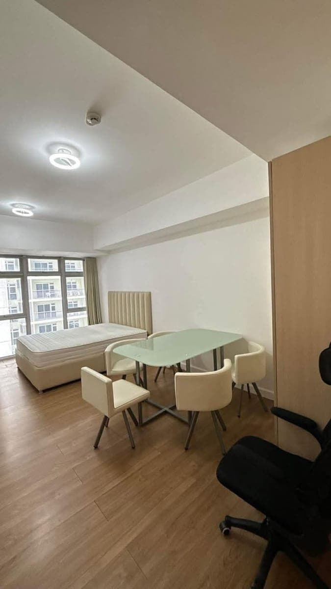 STUDIO UNIT FOR RENT IN VERVE RESIDENCES TOWER 1 BGC - photo 1