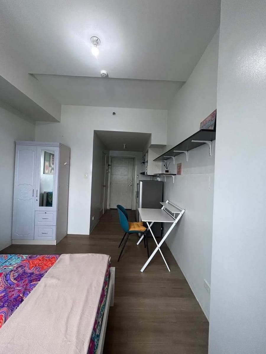 For RENT: Fully Furnished 20sqm Studio type Condo Unit - photo 2