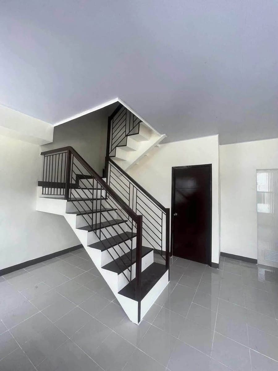 🏠 HOUSE FOR RENT | VICTORS SUBDIVISION PHASE 2 - photo 2