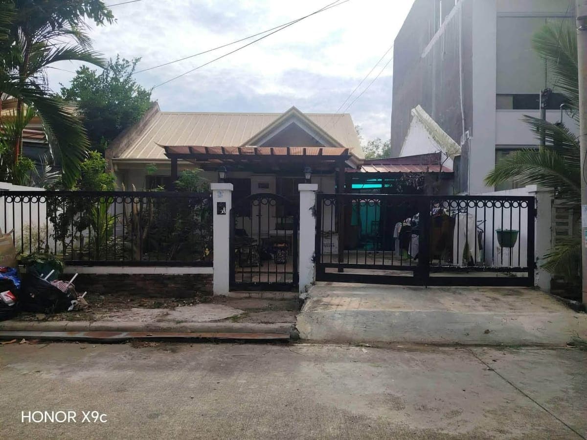 House for rent - photo 1