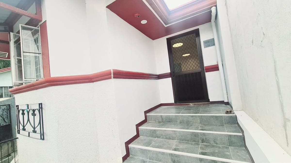 **HOUSE FOR RENT** - photo 2