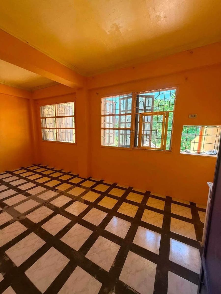 House for rent in RER subdivision 4 bedrooms 2 toilet & bath gated wide parking space - photo 5
