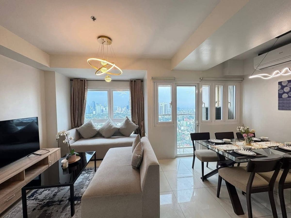 FOR RENT | 3BR Top Floor Unit - photo 1