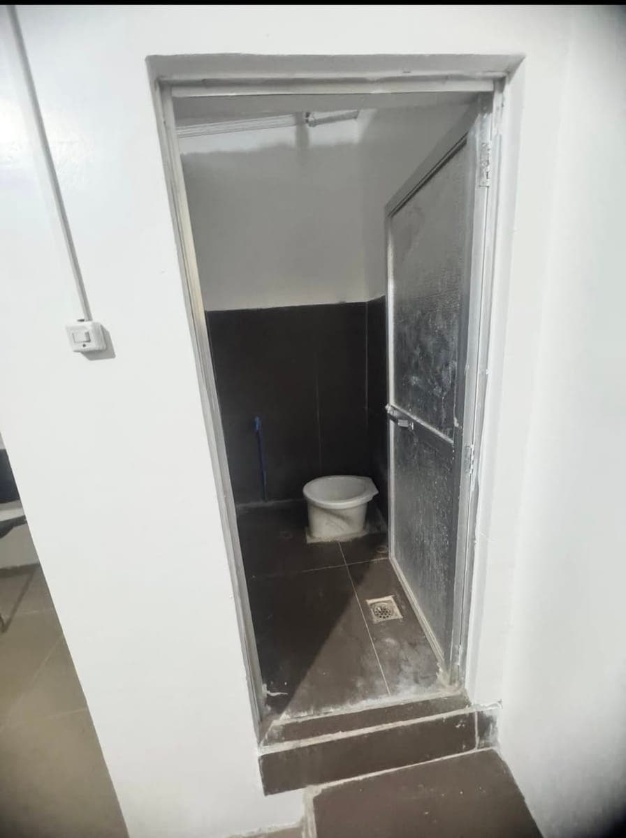 ROOM FOR RENT! - photo 3