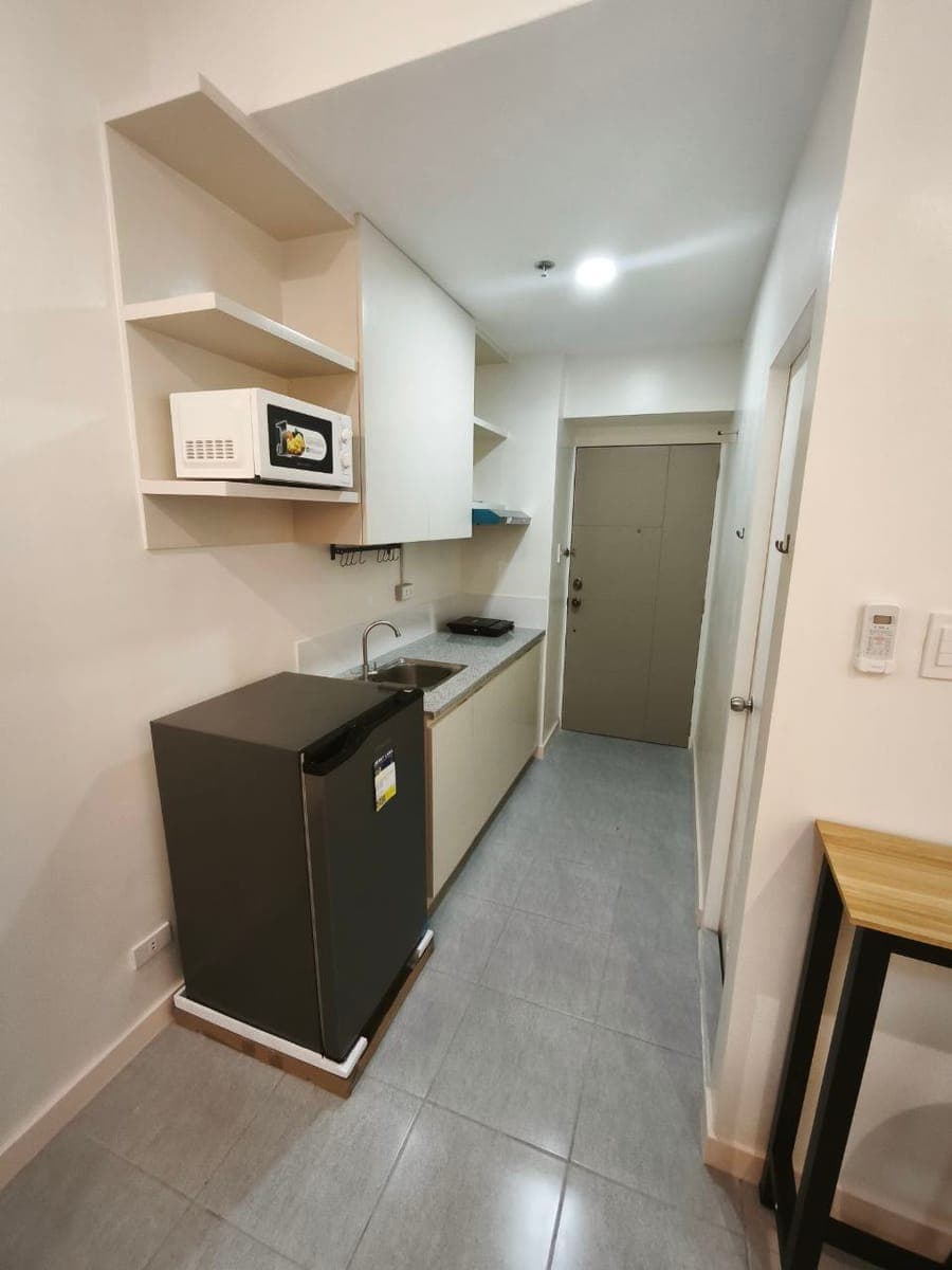 **FOR RENT STUDIO CONDO & PARKING UNITS** - photo 2