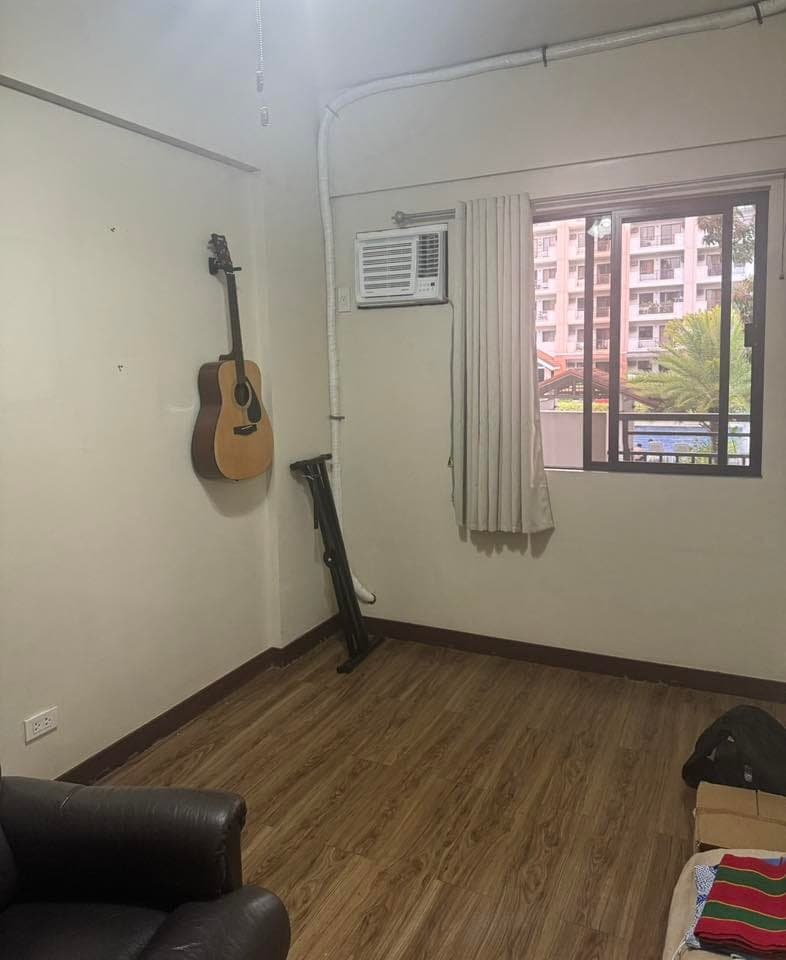 FOR RENT: 2BEDROOM BARE WITH PARKING 35,000/MONTH - photo 3