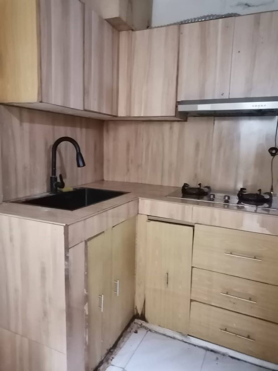 Ptpa. Available For rent at the back of  first floor with 1 bedroom with own sink ang gas range prov... - photo 2