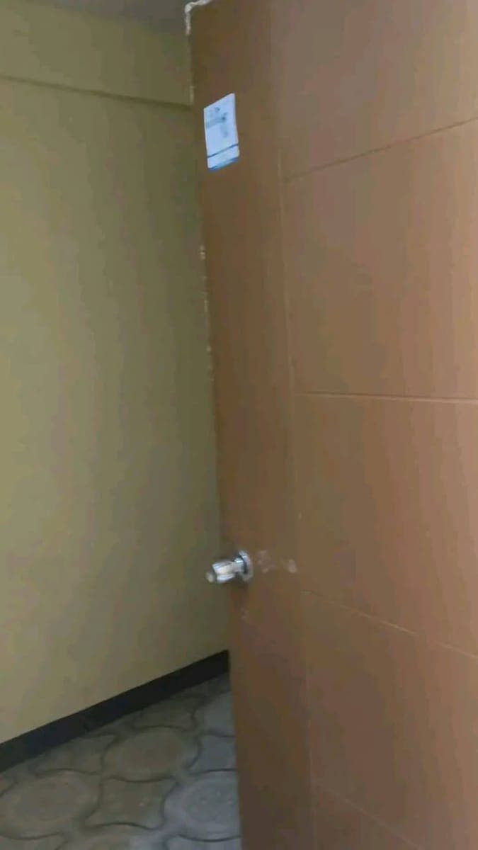 LOCATION: NAPINDAN TAGUIG NEAR C6 ROAD - photo 4