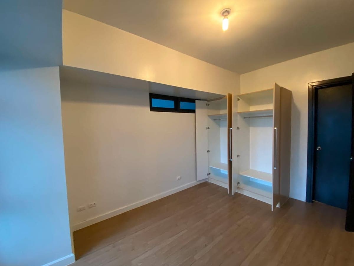 For SALE/LEASE: - photo 5