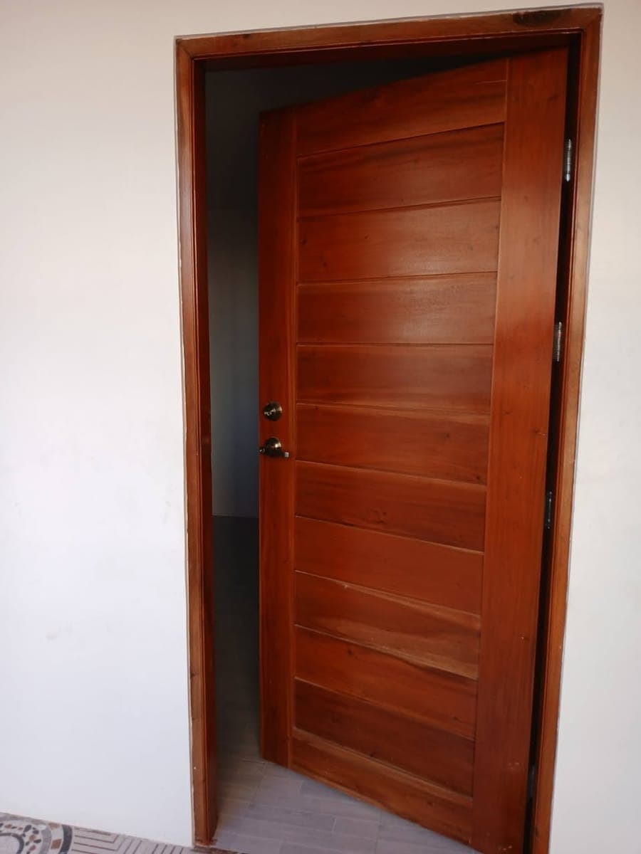 Apartment for rent with 2 bedroom. With contract. Own Water and Electric Meter. - photo 3