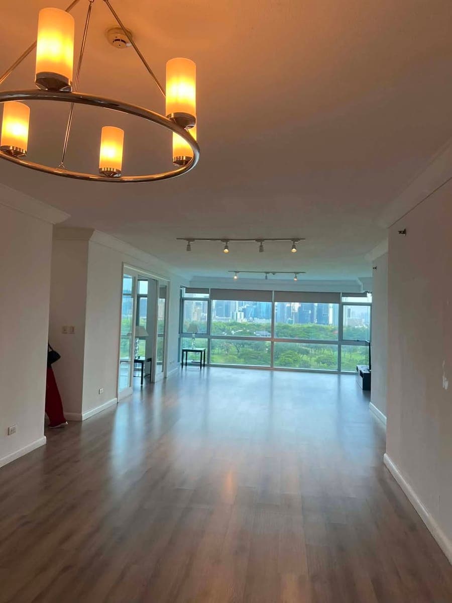 For Lease: 3BR PACIFIC PLAZA TOWERS BGC - photo 1