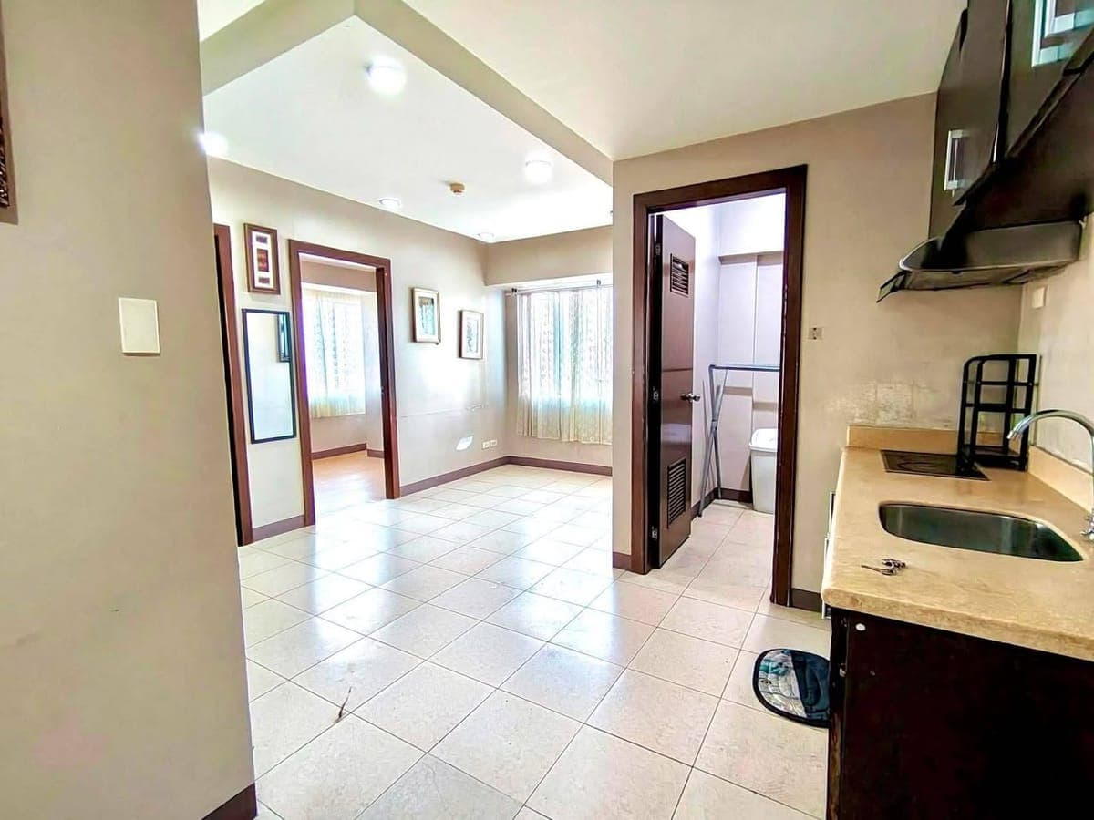 FOR RENT 2 BR BARE UNIT - photo 3