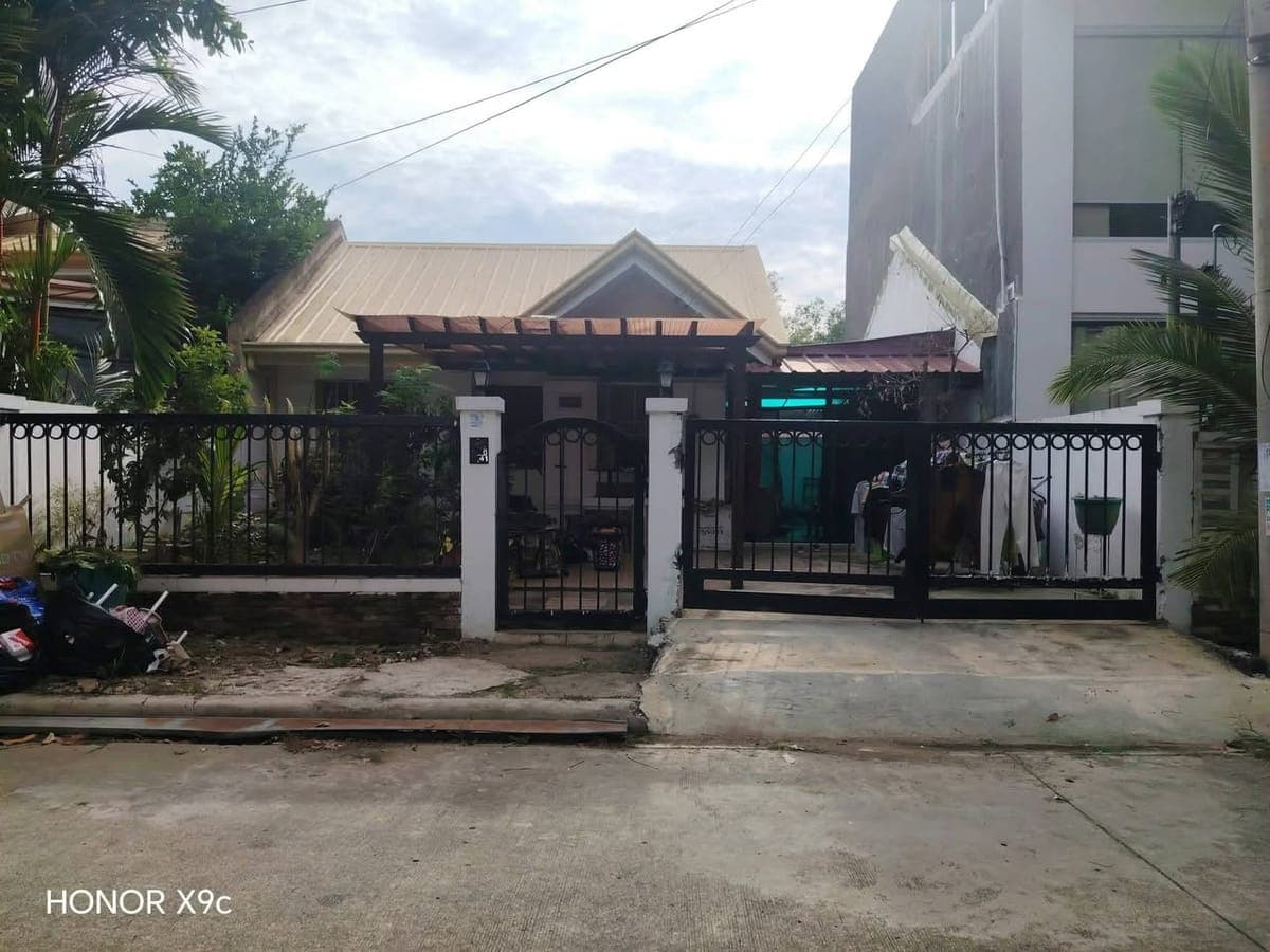 House for rent - photo 1
