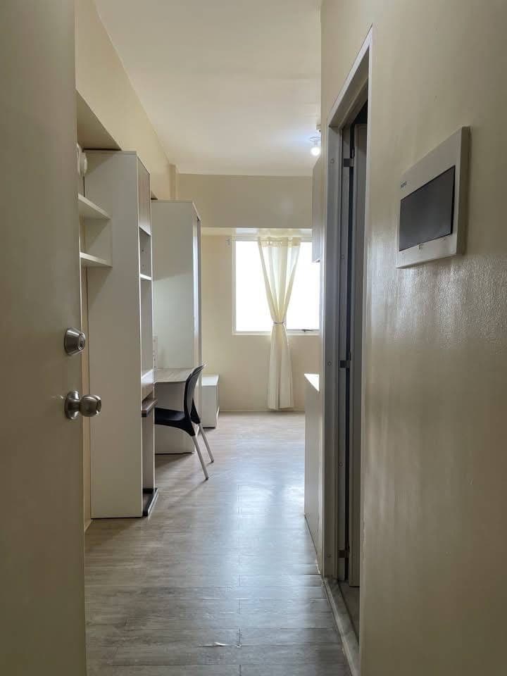 For Rent Studio Unit (18.6 sq.meters) - photo 1