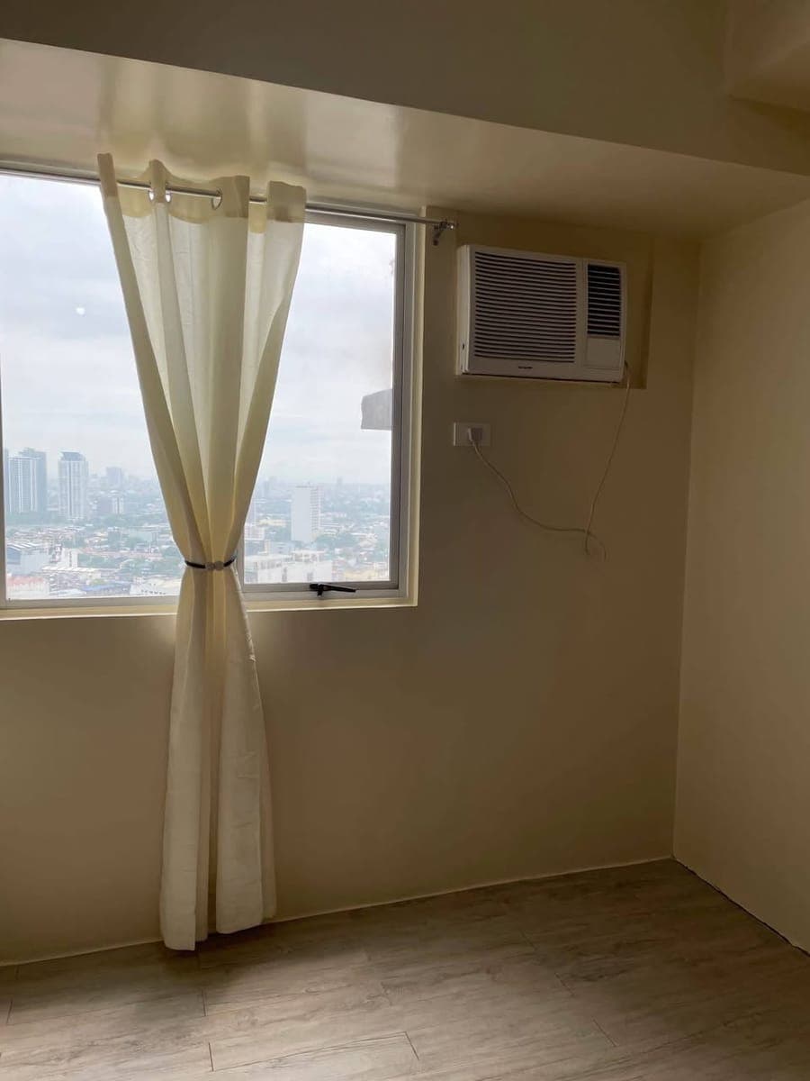 For Rent Studio Unit (18.6 sq.meters) - photo 4