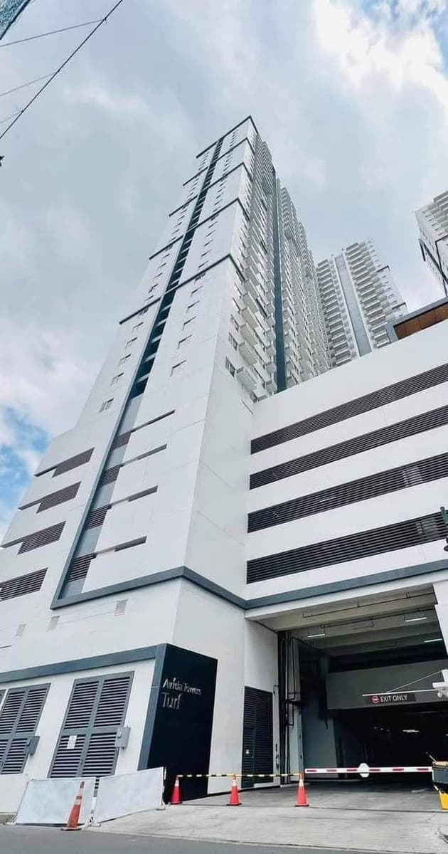 𝐅𝐎𝐑 𝐑𝐄𝐍𝐓 One Bedroom Condo in Avida Towers Turf BGC - photo 1