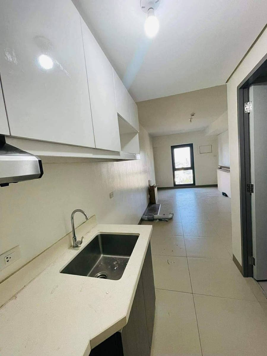 🏢 Unit for Lease – Studio 7 Filinvest - photo 2