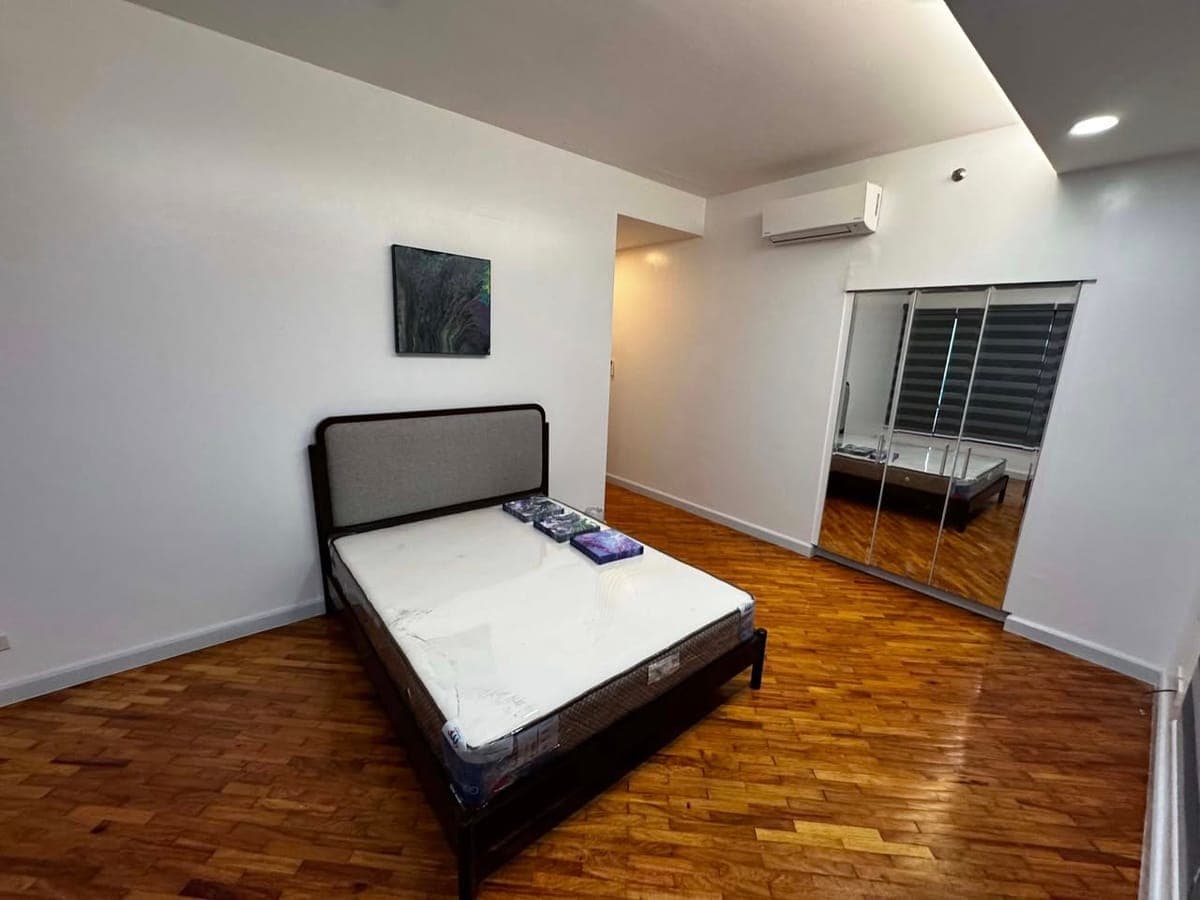 For RENT newly Renovated - photo 5