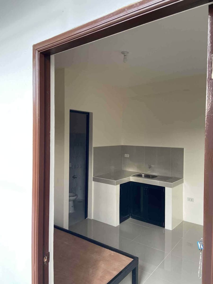 Studio type room for rent in new lower bicutan taguig - photo 5