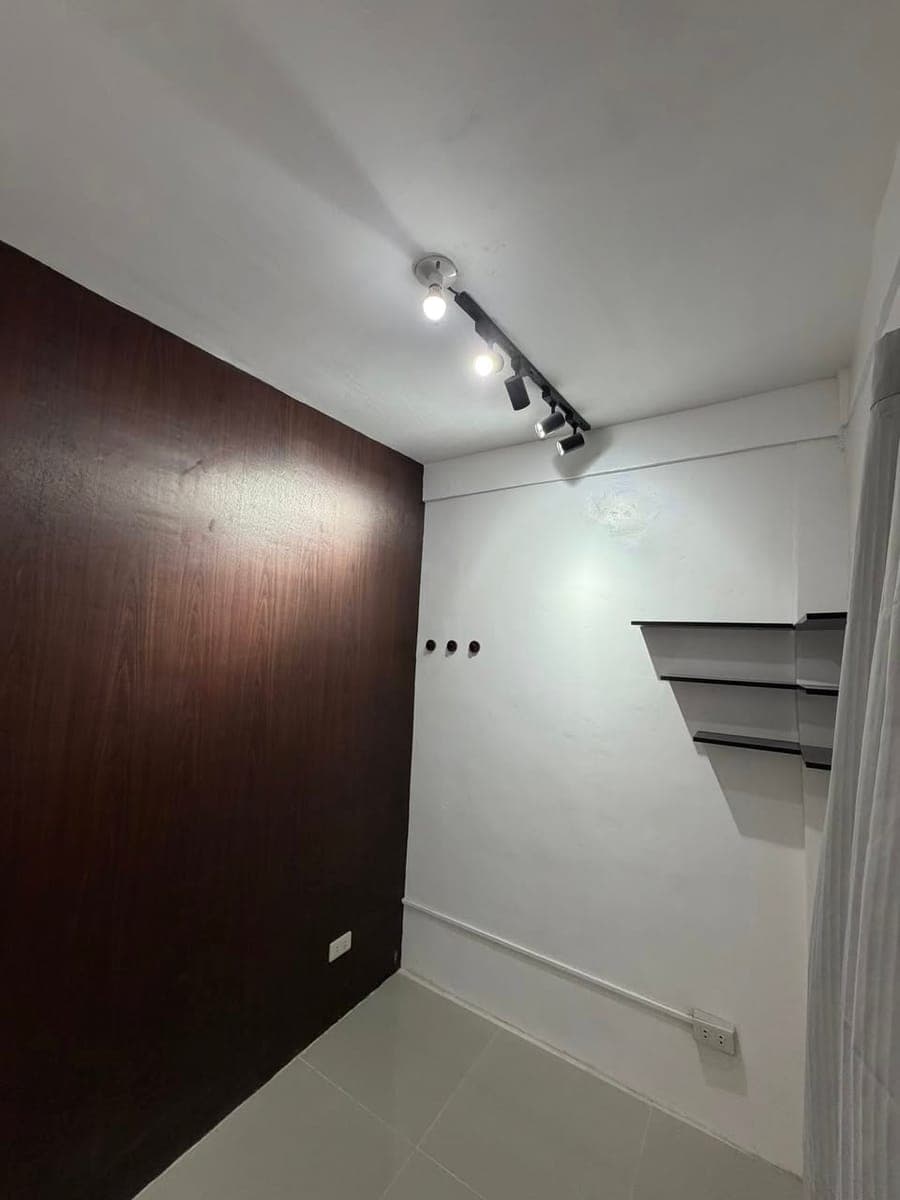 🏠 Unit A201 •P3,500 monthly• - photo 3