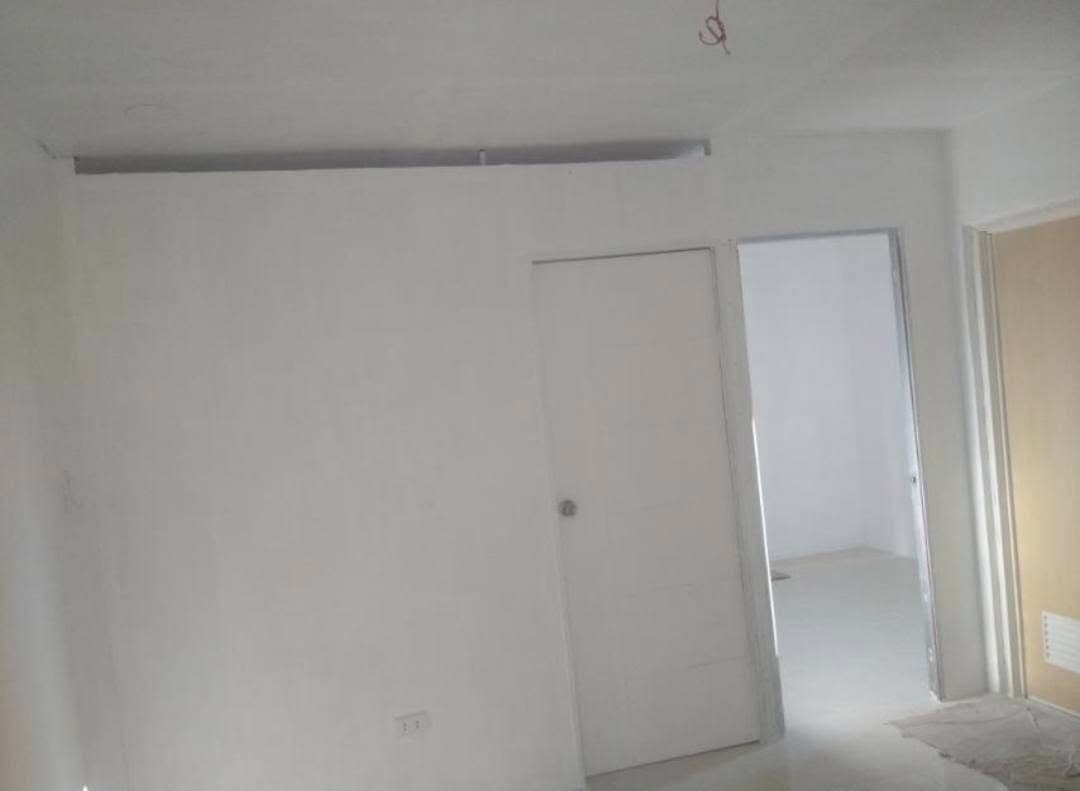 One Unit with 2BR for rent - photo 1