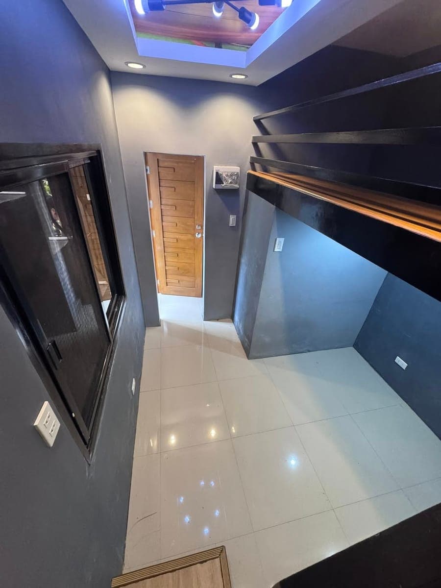 ‼️APARTMENT FOR RENT (CONDO STYLE)‼️ - photo 2