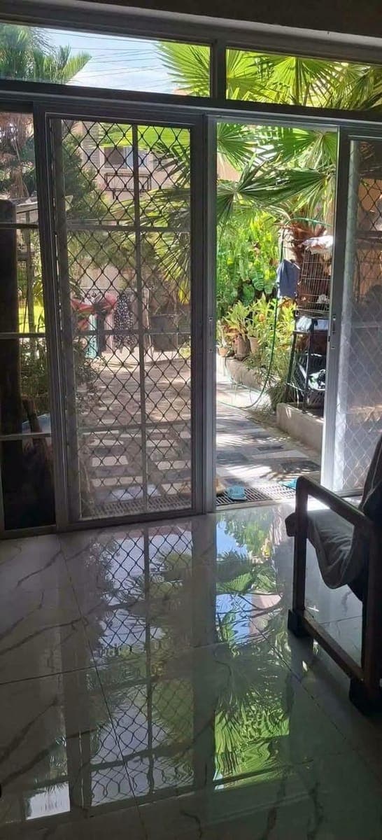 TWO STOREY HOUSE FOR RENT!! - photo 1