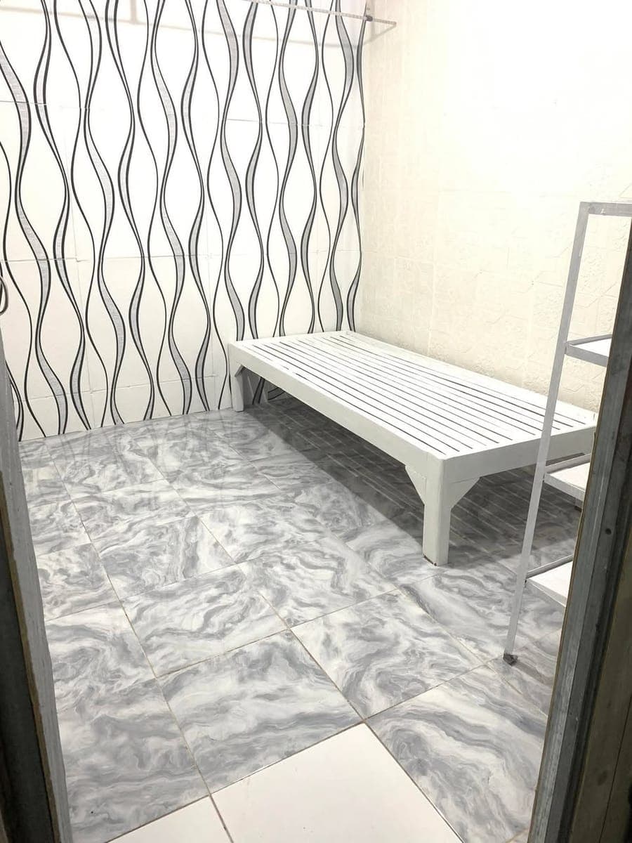 ROOM 4 RENT. - photo 1