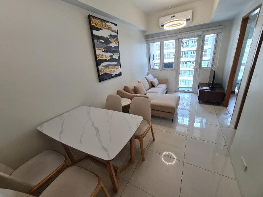 FOR LEASE: Fully Furnished 1 bedroom in Times Square West, BGC - photo 1