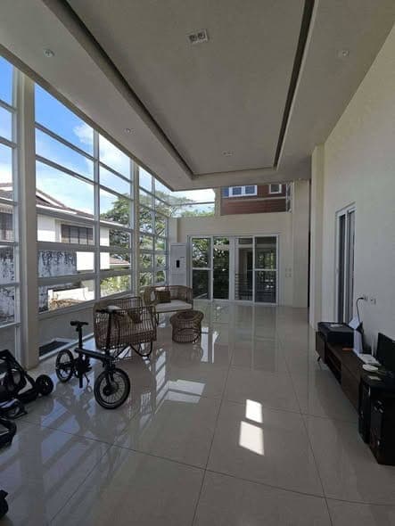 FOR SALE or RENT: Overlooking Luxury House  in Maria Luisa Subdivision, Banilad, Cebu City - photo 3