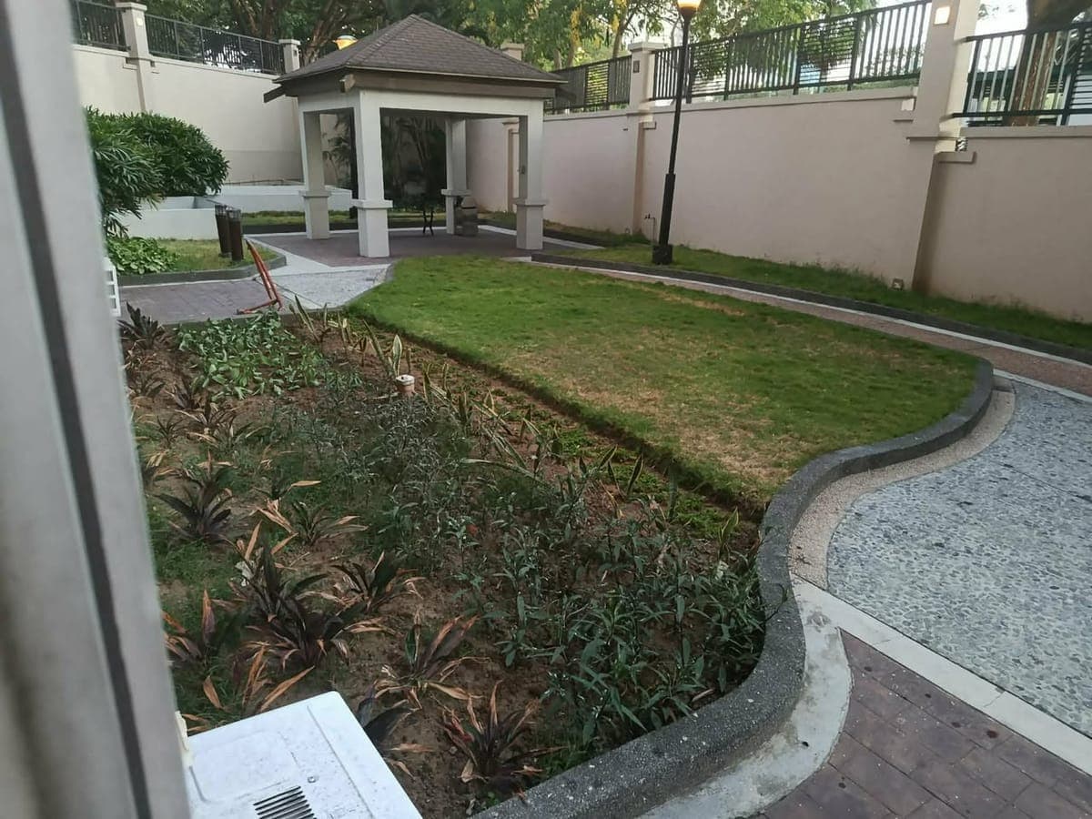 ‼️FOR RENT🏢FIFTH AVENUE, BGC💥GROUND FLOOR - photo 1