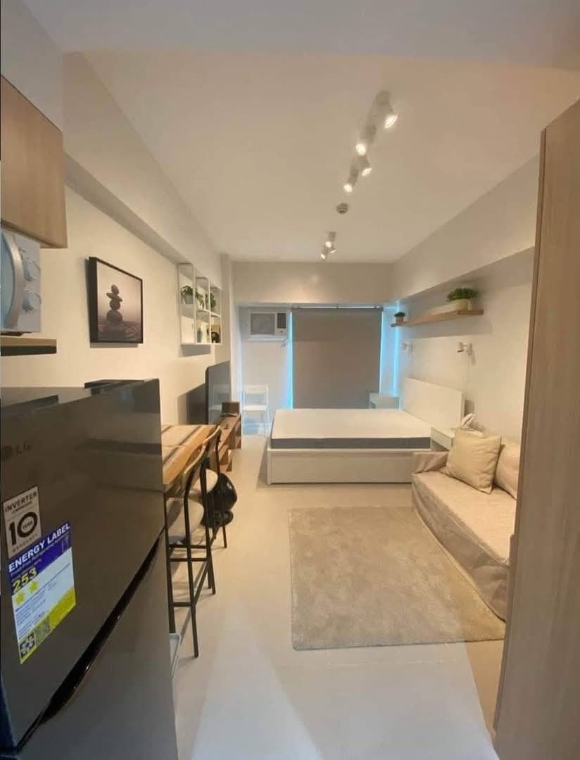FOR RENT: PARK CASCADE STUDIO UNIT - photo 2