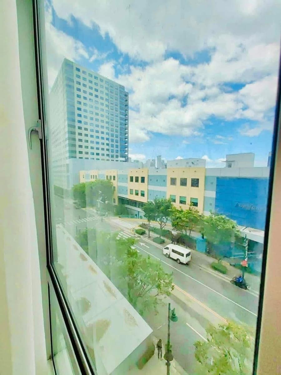 ⚠️⚠️FOR RENT: 80sqm 2BR with Parking at Grand Hamptons BGC ⚠️⚠️ - photo 3